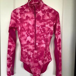 Nike Long Sleeve One Piece Swimsuit, Cloud Dye Pink Size Small